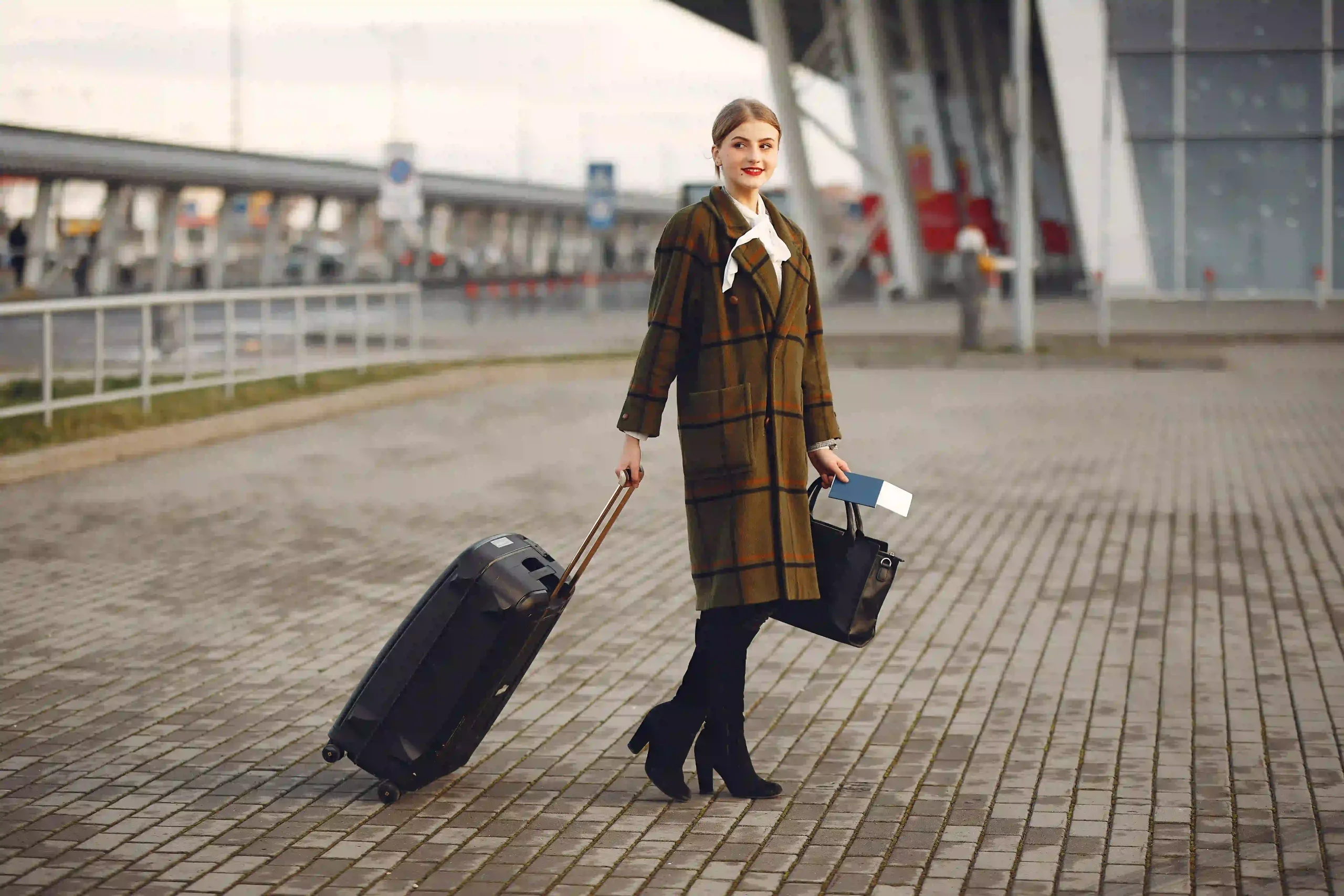 Avoid Baggage Fees: 2025 Carry-On Dimensions for Major Airlines