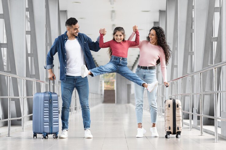 Family-Friendly Luggage: Best Options for 2025 Summer Family Vacations