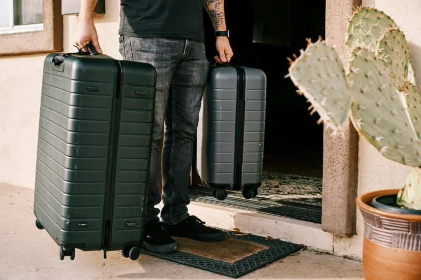 20-Inch Carry-on vs. 24-Inch Checked: What to Pack for a Week Trip 20-Inch Carry-on vs. 24-Inch Checked: What to Pack for a Week Trip